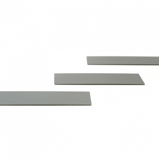 Cutting-off knives of the equipment to produce plastic caps