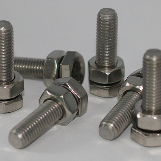 Threaded fasteners