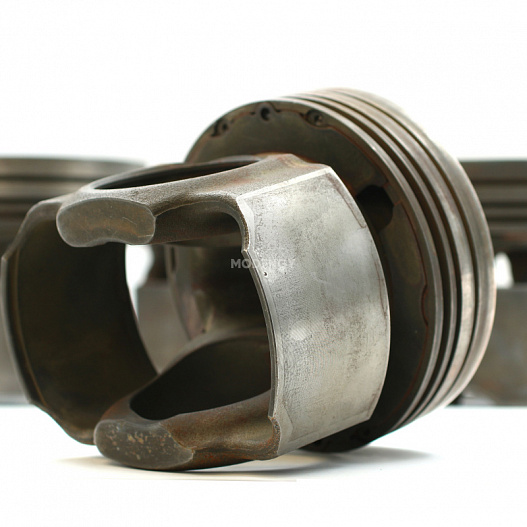 Truck piston skirts