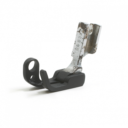 Sewing machine presser feet