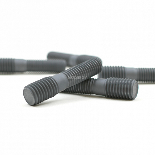 Exhaust manifolds studs