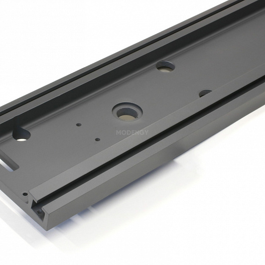 Squeegee frames elements