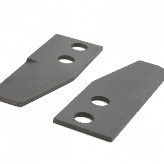 Knives for parting chewing gum 