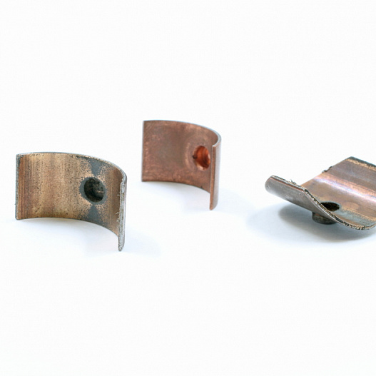 Clamp mechanisms of steering racks